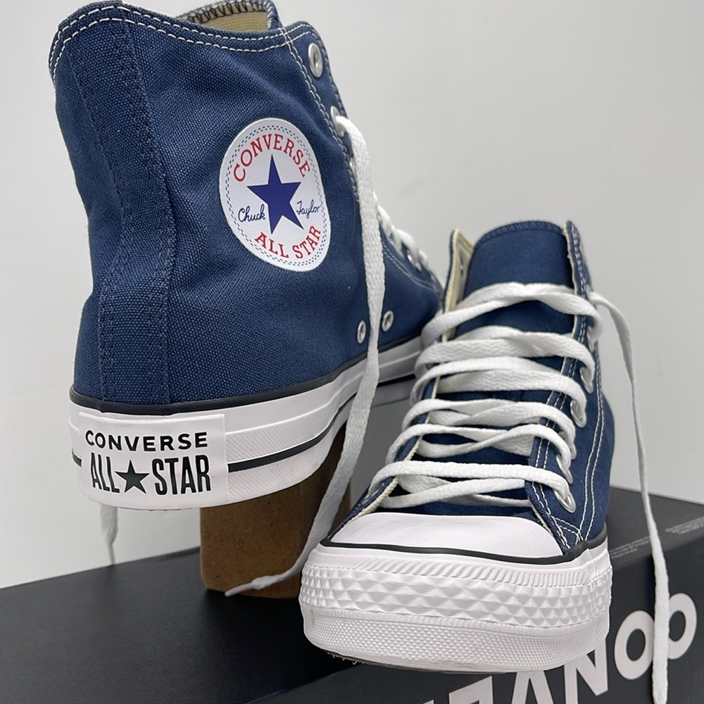 Converse Men's Blue High-Top Sneakers Classic Colors Navy - Picture 16 of 16